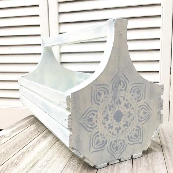 Meet the Posher - Picture 6 of 8